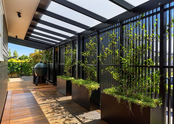  at 25 Barron Drive, Green Bay, Waitakere City, Auckland