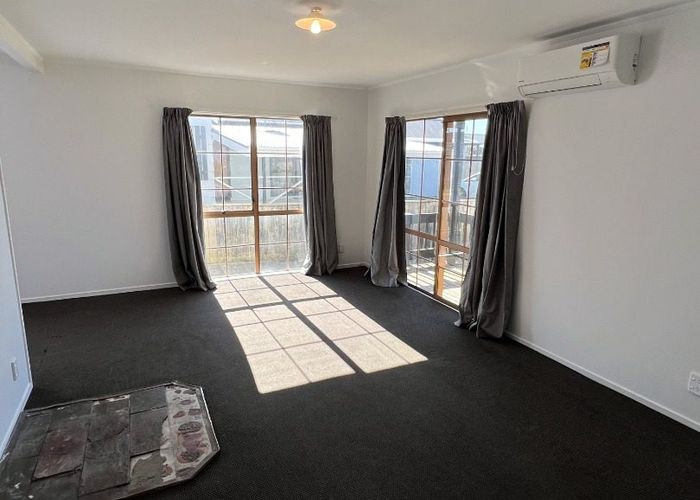  at 16 Goldnib Place, Manurewa, Manukau City, Auckland