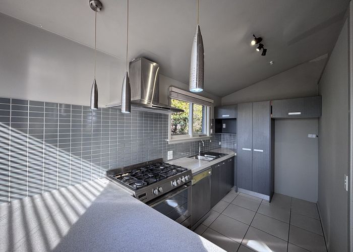  at 9 Pimlico Place, Bishopdale, Christchurch City, Canterbury