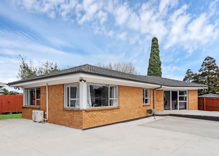  at 52 Henwood Road, Mangere East, Manukau City, Auckland