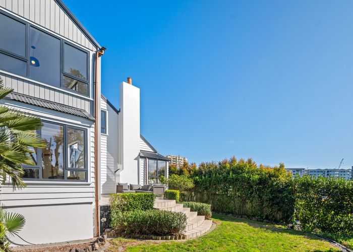  at 4 Mamie Street, Remuera, Auckland City, Auckland