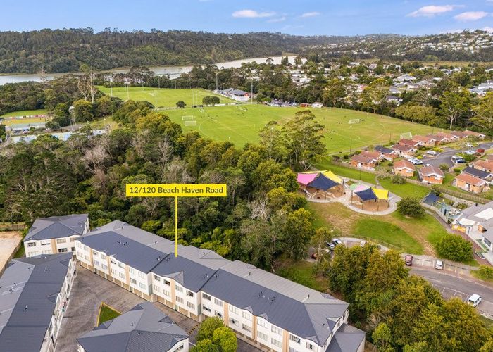  at 12/120 Beach Haven Road, Beach Haven, North Shore City, Auckland