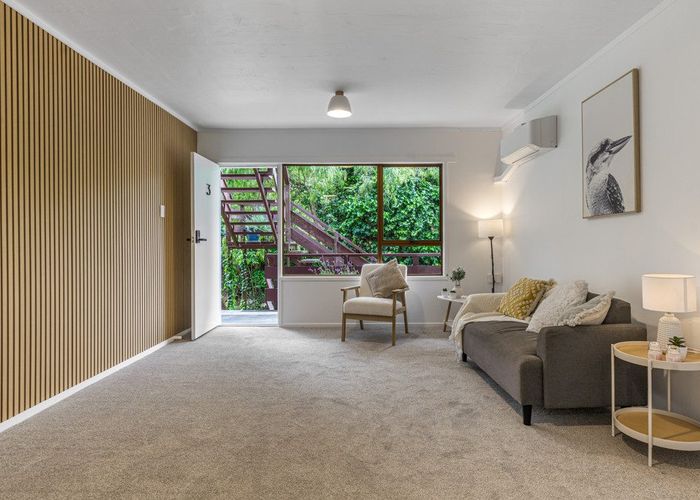  at 3/16 Knight Avenue, Mount Albert, Auckland
