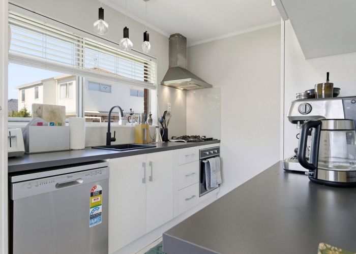  at 4/22 Camellia Place, Mount Roskill, Auckland City, Auckland