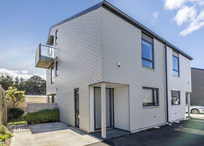  at 8/124 Britomart Street, Berhampore, Wellington
