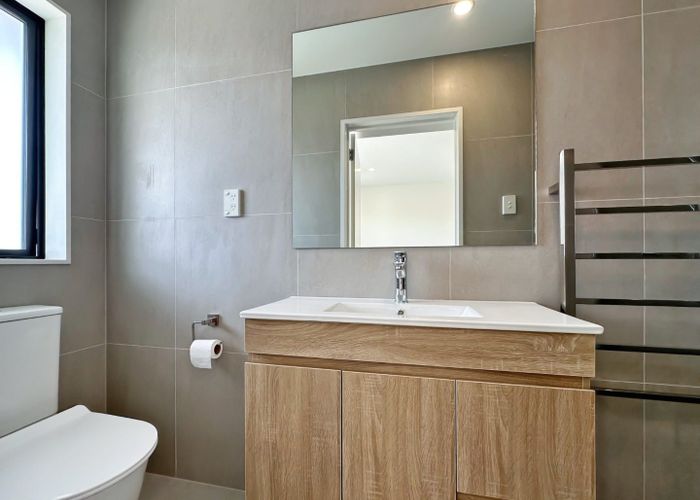  at 4/28 Ludlow Terrace, Totara Vale, North Shore City, Auckland
