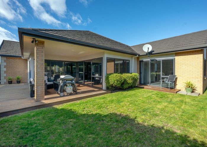  at 11 Baxendale Drive, Matipo Heights, Rotorua