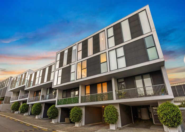  at 84 Fisher-Point Drive, Freemans Bay, Auckland City, Auckland