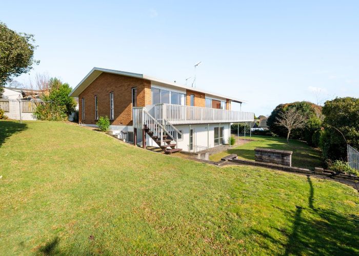  at 5 Pohutukawa Drive, Pukete, Hamilton, Waikato