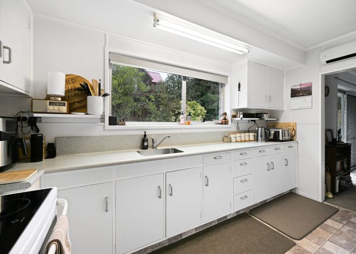  at 348 Cobham Drive, Hillcrest, Hamilton