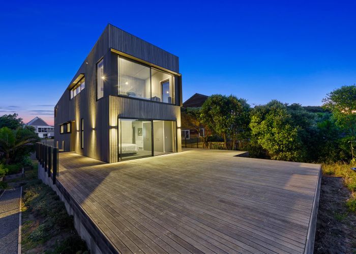  at 7 Tutere Street, Waikanae Beach, Kapiti Coast, Wellington