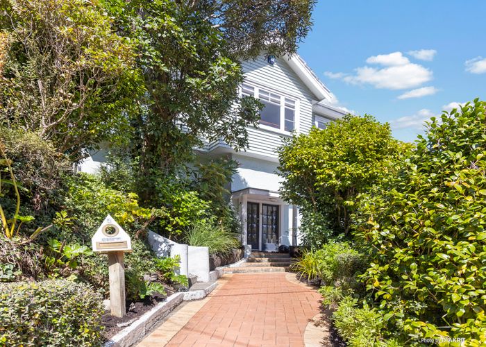  at 6 Lower Watt Street, Wadestown, Wellington