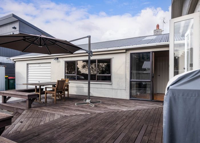  at 9 Peace Avenue, Moturoa, New Plymouth