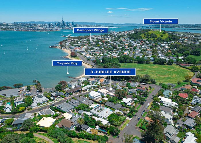  at 3 Jubilee Avenue, Devonport, North Shore City, Auckland