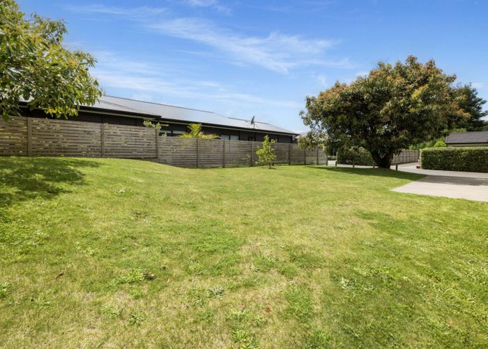  at 14 Gabriela Close, Pyes Pa, Tauranga