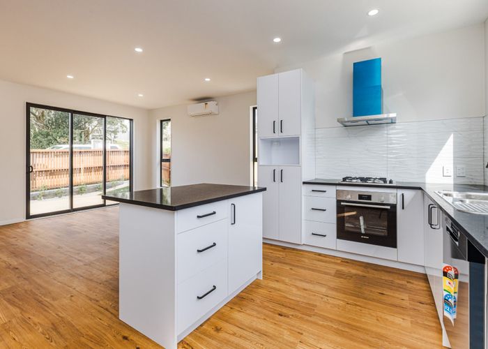  at 81B Bond Crescent, Forrest Hill, North Shore City, Auckland