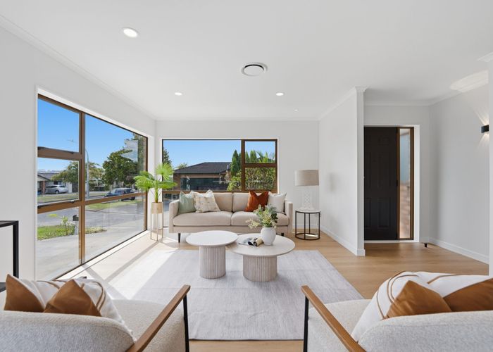  at 8 Caldecote Place, Flat Bush, Manukau City, Auckland