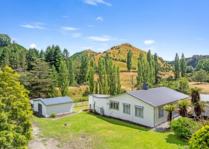  at 377 Parihauhau Road, Parikino, Whanganui