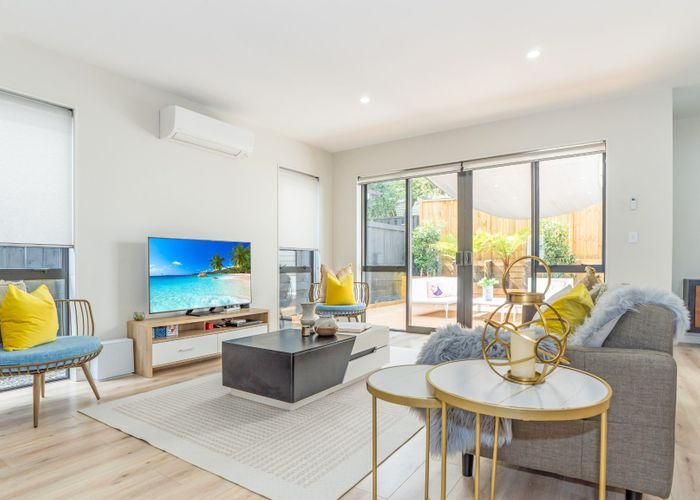  at 52A Connaught Street, Blockhouse Bay, Auckland