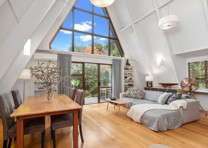  at 52 Bay Road, Ostend, Waiheke Island