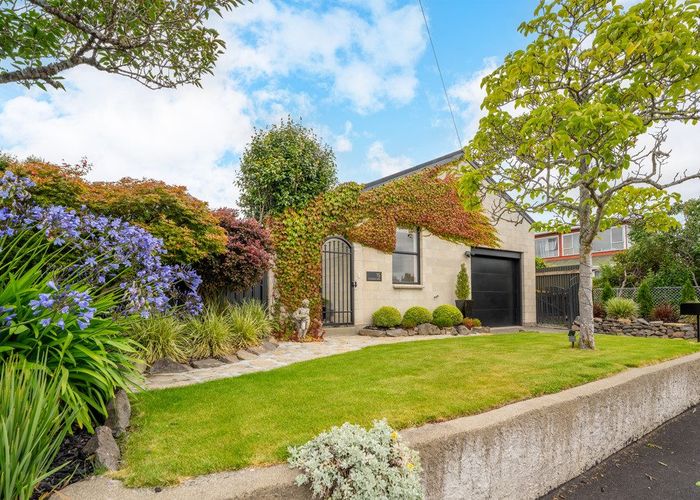  at 15 Mountain View Road, Glenwood, Timaru