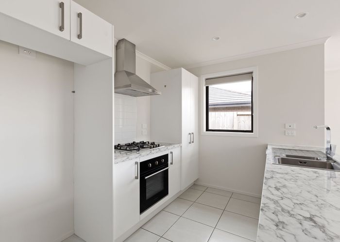  at 9 Manawaroa Close, Grandview Heights, Hamilton, Waikato