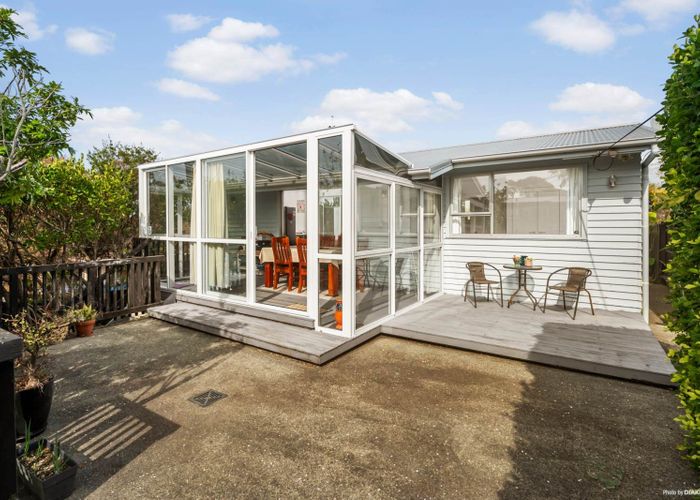 at 9A Evan Street, Belmont, North Shore City, Auckland