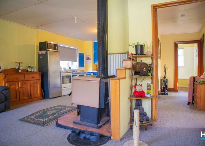  at 44 Oxford Street, Taylorville, Greymouth