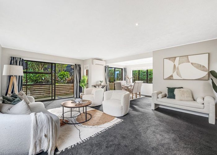  at 4 Citation Way, Botany Downs, Manukau City, Auckland