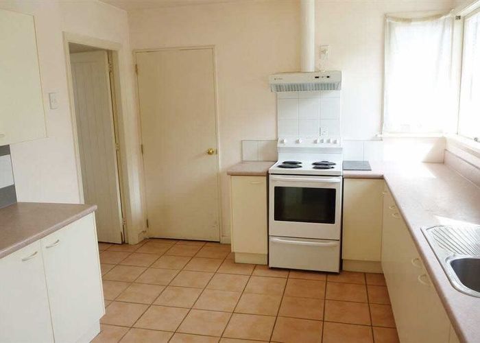  at 10 Cossar Street, Burwood, Christchurch