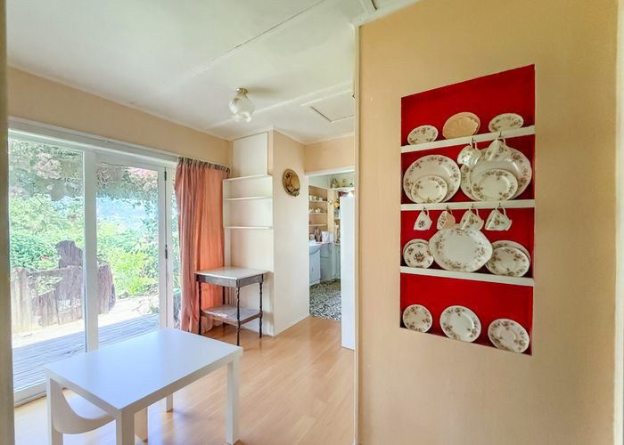  at 131 Rosier Road, Glen Eden, Waitakere City, Auckland