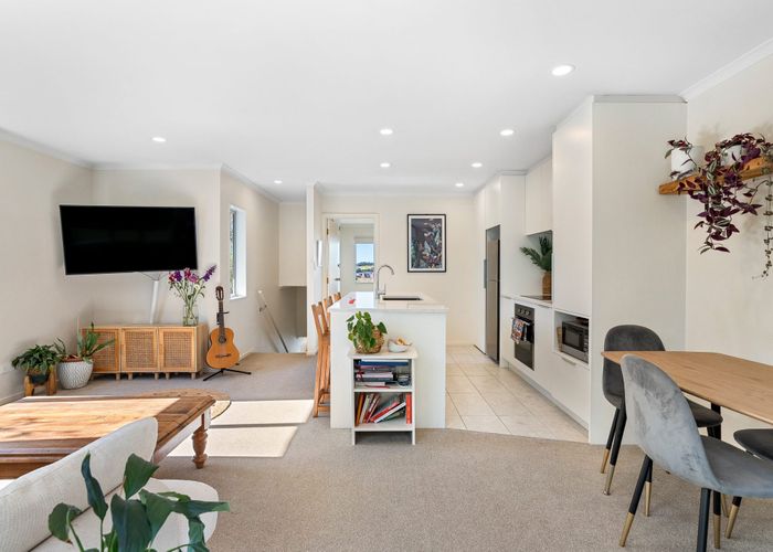  at 5/61 The Avenue, Albany, North Shore City, Auckland