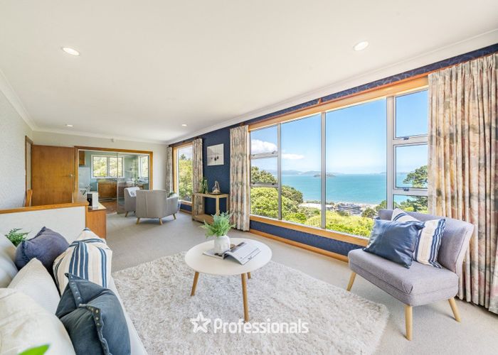  at 2 Singers Road, Korokoro, Lower Hutt, Wellington