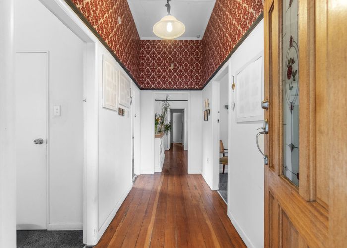  at 92 Wellington Street, Hamilton East, Hamilton, Waikato