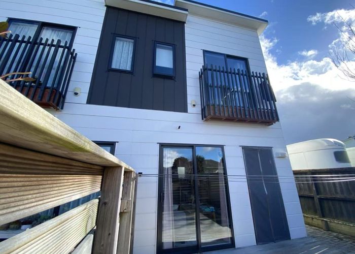  at 4A Roby Street, Te Atatu Peninsula, Waitakere City, Auckland