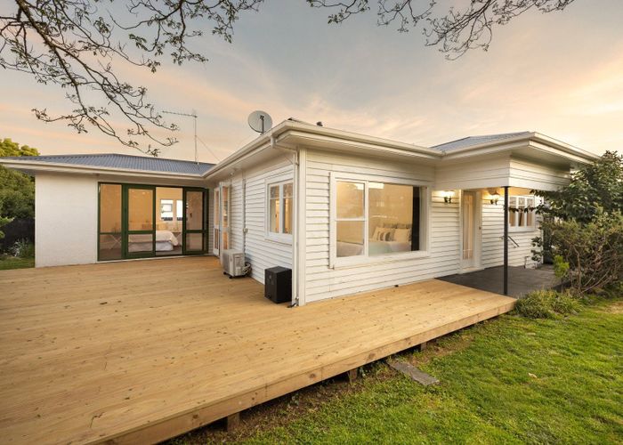  at 121A Forest Lake Road, Forest Lake, Hamilton