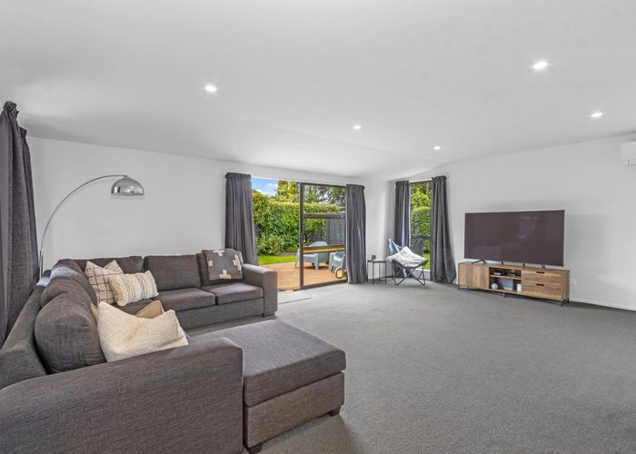  at 5 Kaputone Place, Belfast, Christchurch