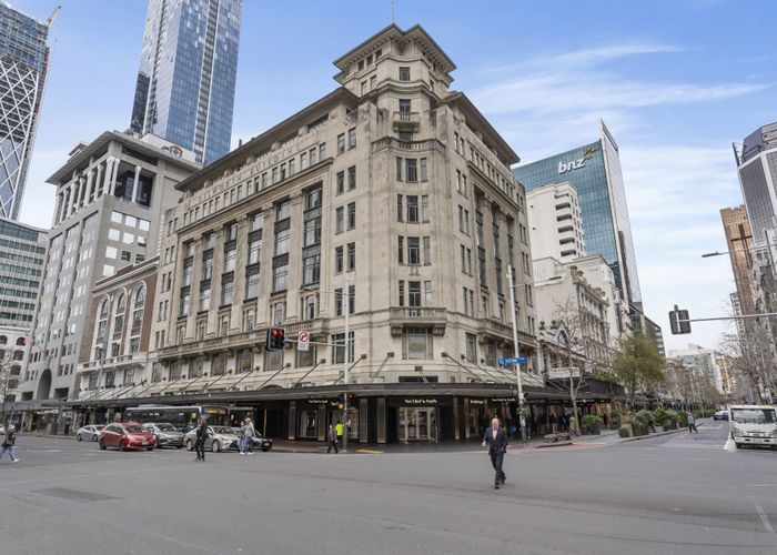  at 8B/22 Queen Street, Auckland Central, Auckland