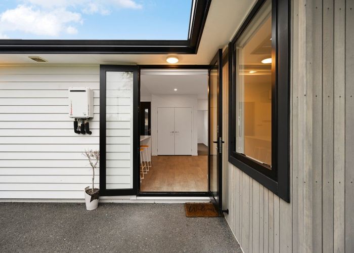  at 1/81 Storey Avenue, Forest Lake, Hamilton, Waikato
