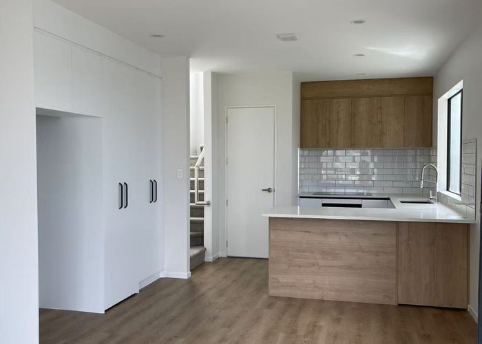  at 1/28 Oran Road, Panmure, Auckland City, Auckland