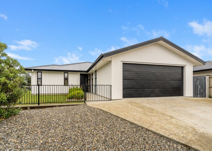  at 1 Seagrass Place, Otaki Beach, Otaki