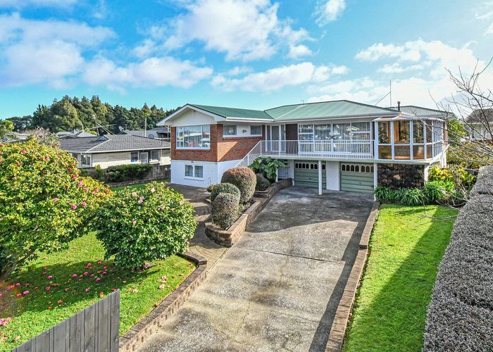  at 74 Grande Vue Road, Hillpark, Auckland