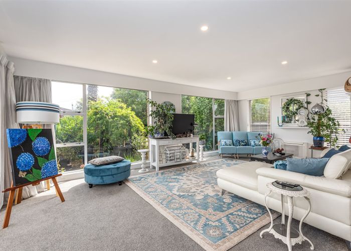  at 6 Chilton Drive, Mairehau, Christchurch