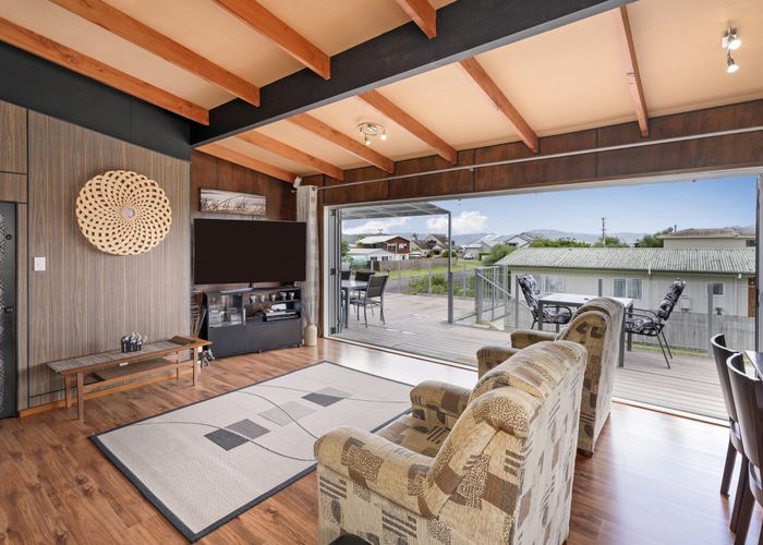  at 8 Oyster Drive, Cooks Beach, Whitianga