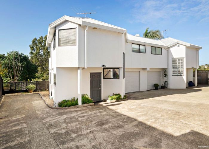  at 6/12 Wernham Place, Northcote, North Shore City, Auckland