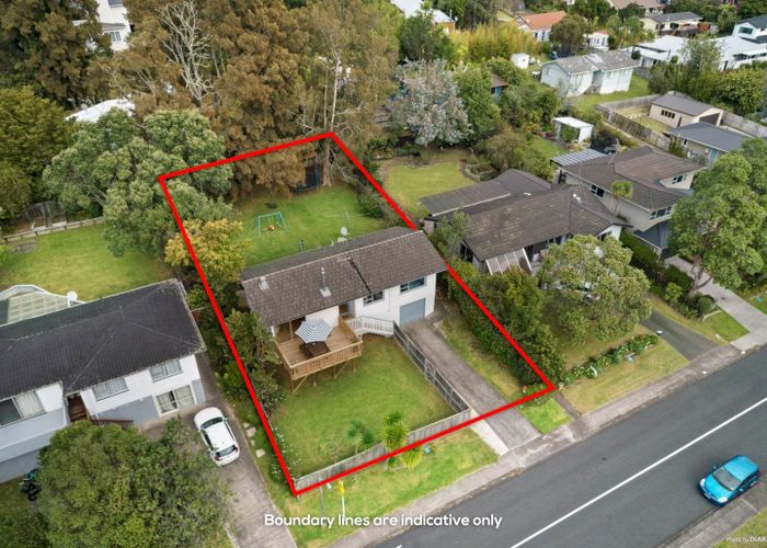  at Torbay, North Shore City, Auckland