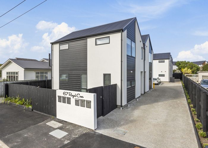  at 67c Royal Crescent, Saint Kilda, Dunedin, Otago