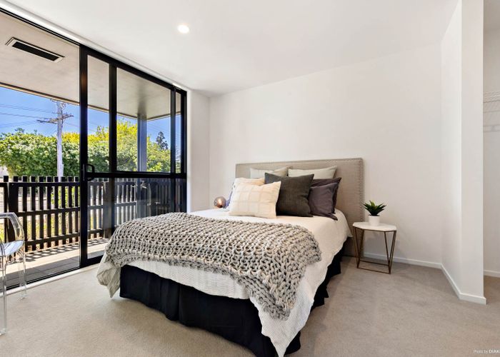  at 3/2 Tahuhu Road, Mount Wellington, Auckland