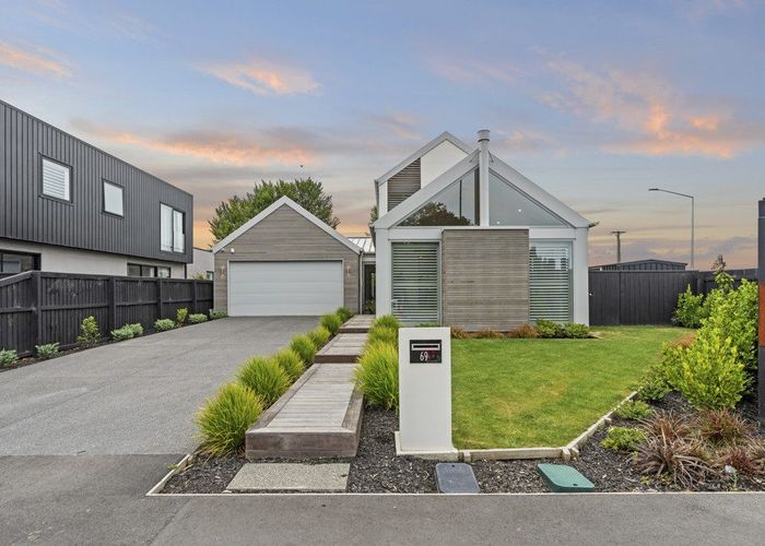  at 69 Tulett Park Drive, Casebrook, Christchurch City, Canterbury