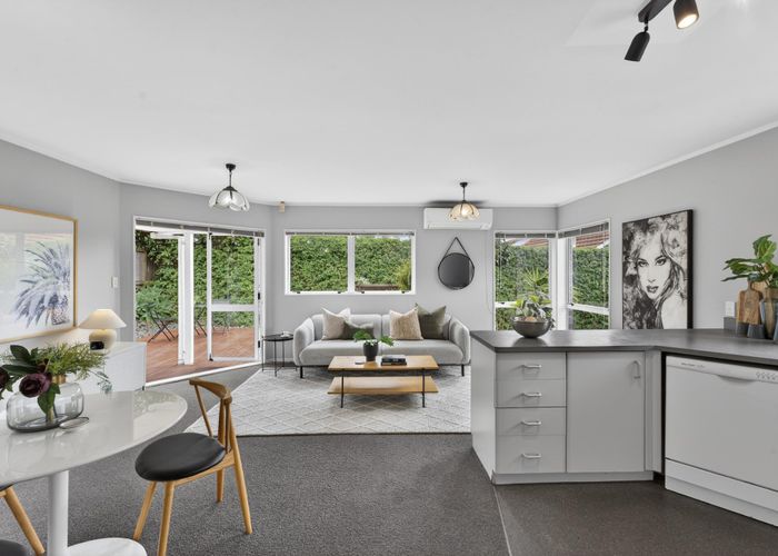  at 2/38 Rukutai Street, Orakei, Auckland City, Auckland